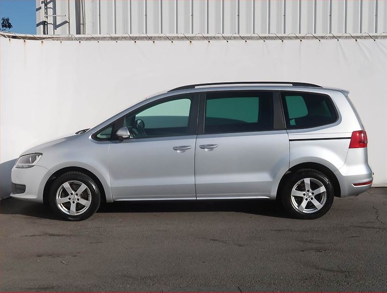Volkswagen Sharan (2012) 2.0 TDI, 7 míst, Serv.kniha - fotka 3 z 18