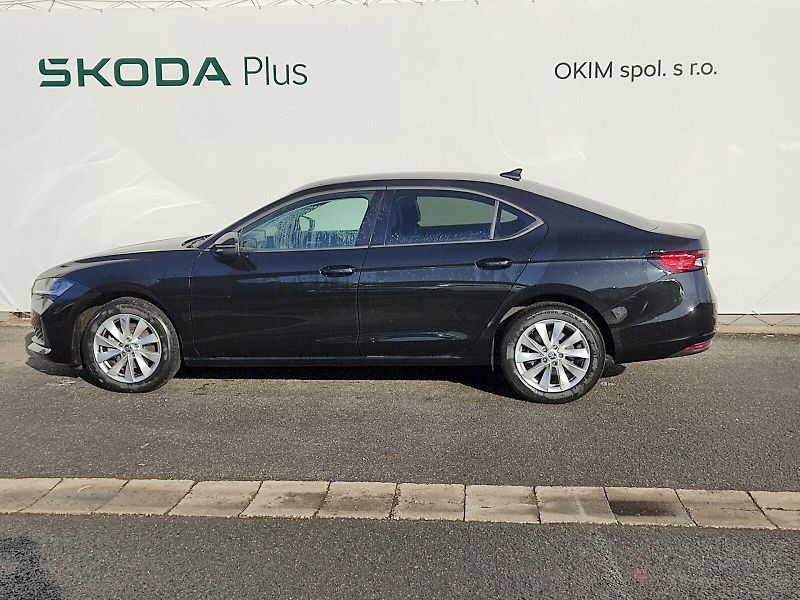 Škoda Superb (2024) Selection 2,0 Tdi 110Kw DSg - fotka 3 z 36