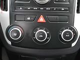 Kia Ceed (2012) 1.6i, servis.kniha, AC - náhled 12