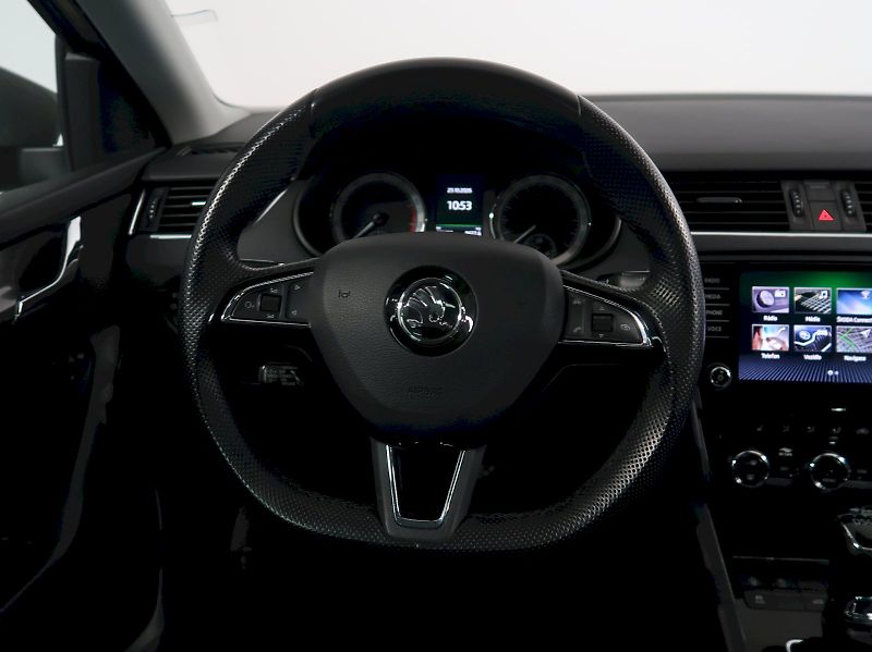 Škoda Octavia (2018) STYLE 1.5TSI 110KW DSG DCC NAV - fotka 17 z 39