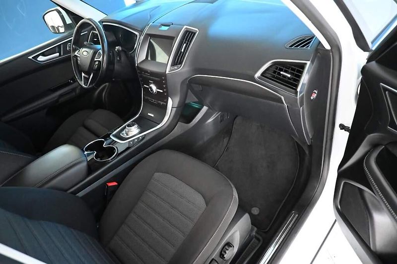 Ford S-MAX (2022) 2.0 140KW LED ACC SONY Tažné 8 - fotka 10 z 37