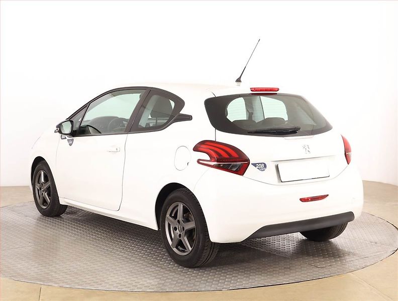 Peugeot 208 (2018) 1.2 PureTech, Serv.kniha - fotka 4 z 15