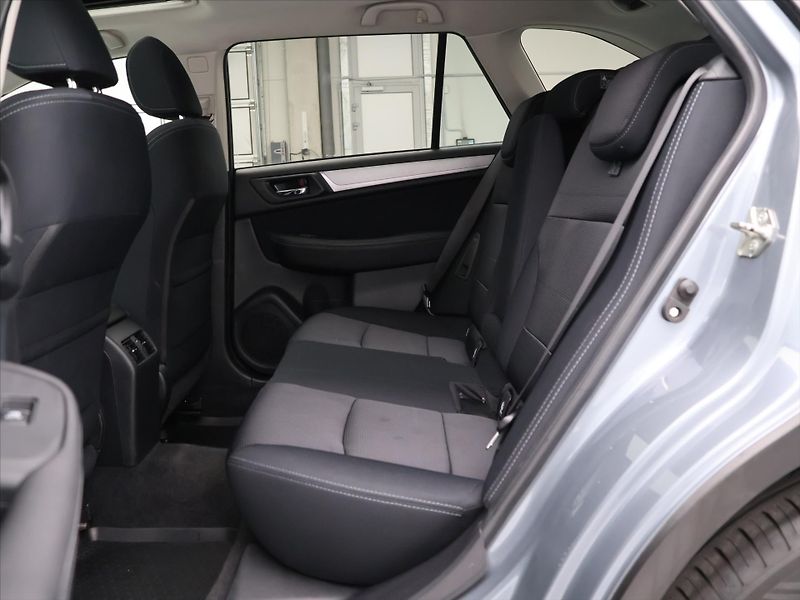 Subaru Outback 2,5 i 129kW 4x4 LPG Aut,klima - fotka 14 z 31