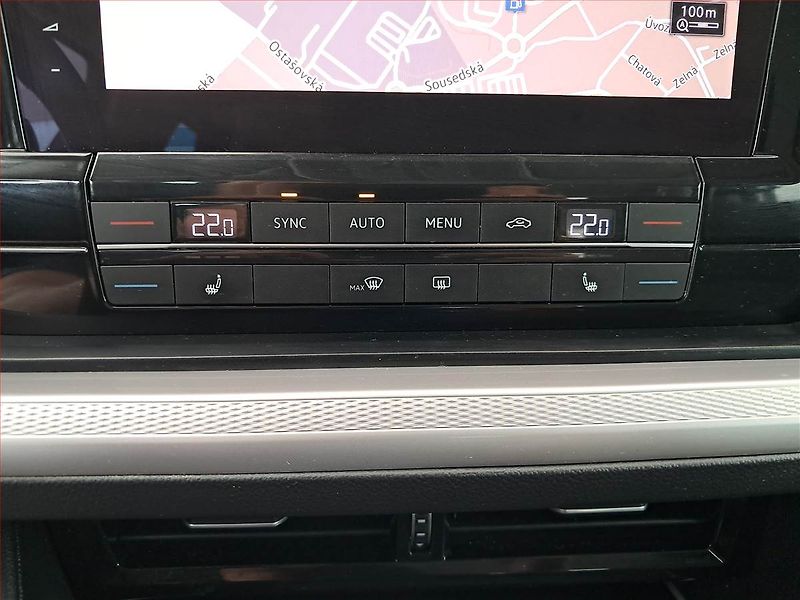 Volkswagen Touareg (2019) 3.0 TDI - fotka 17 z 21
