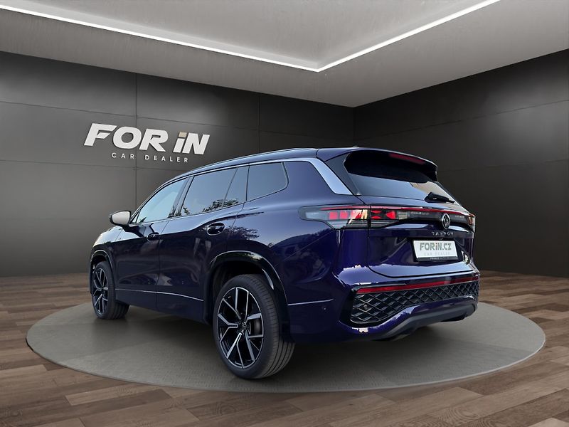 Volkswagen Tayron (2025) R-LINE Harman Kardon PANORAMA - fotka 4 z 27