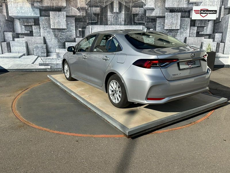 Toyota Corolla (2023) 1.5VVTi,92KW,VYHŘ.SEDADLA,TEMP - fotka 8 z 23