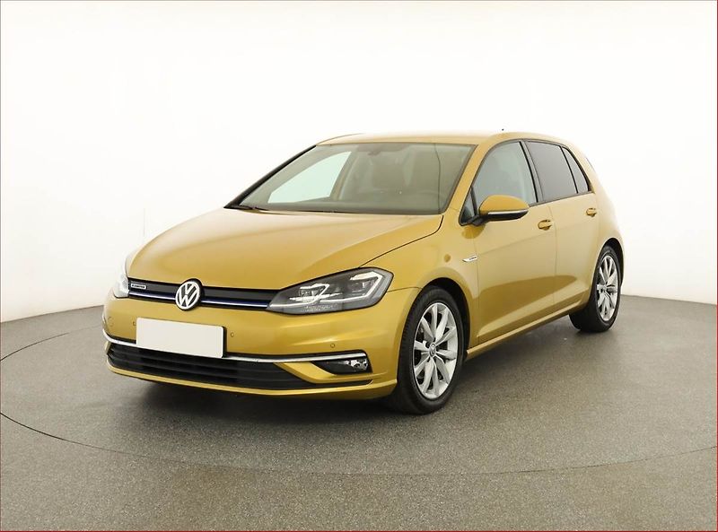 Volkswagen Golf (2019) 1.5 TSI, Serv.kniha, Tempomat - fotka 2 z 20