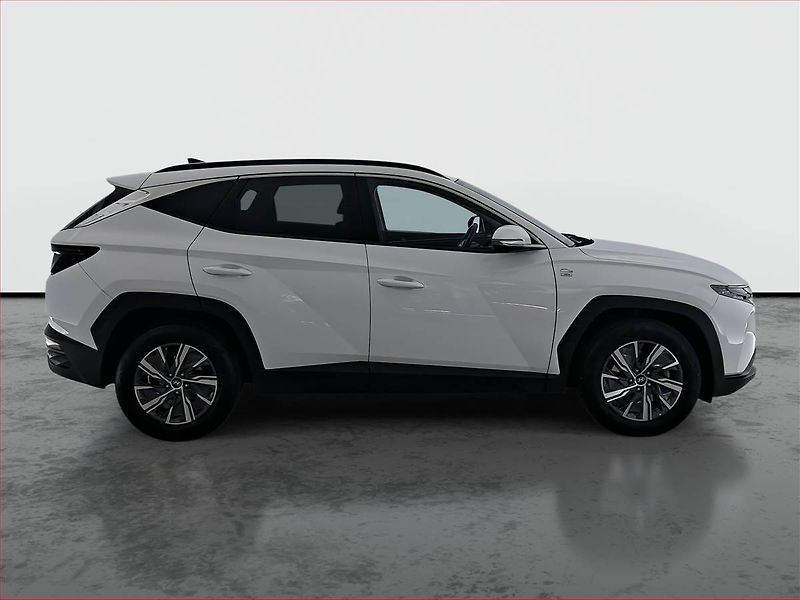Hyundai Tucson (2023) 1.6 T-GDI 48V MHEV - fotka 6 z 19