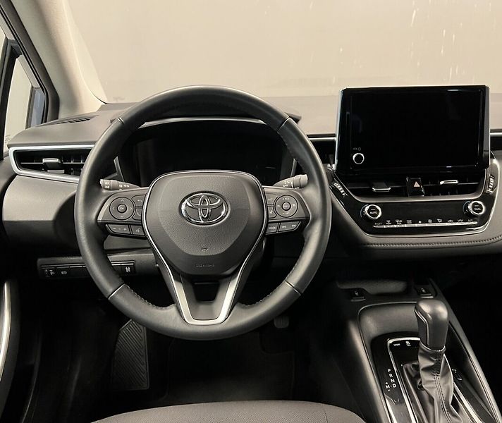 Toyota Corolla 1,5i AT COMFORT TECH - fotka 5 z 16