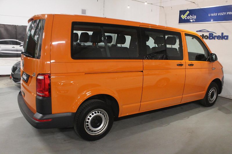 Volkswagen Transporter (2018) T6 2.0 Klima 9Míst - fotka 15 z 20