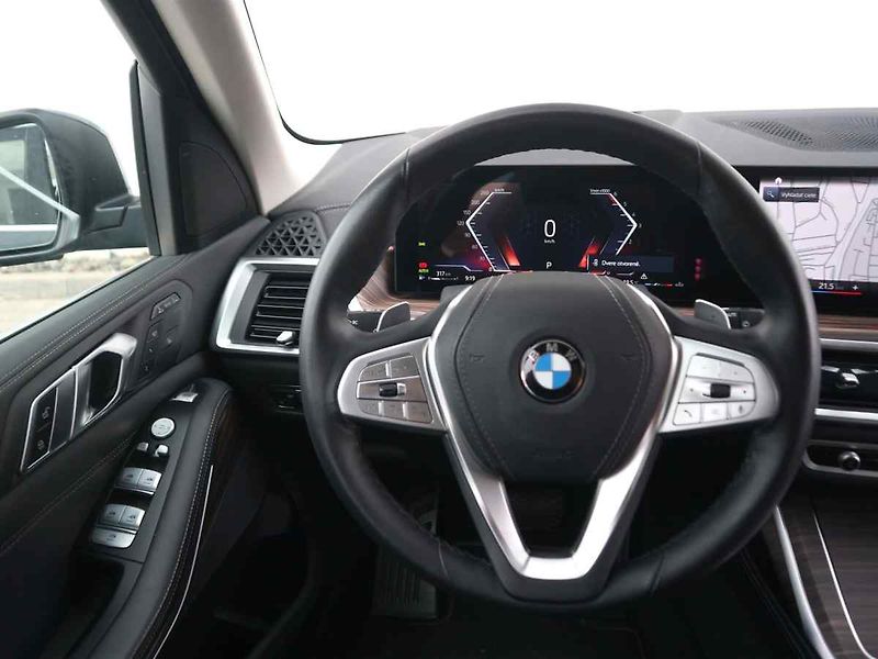 BMW X7 - fotka 8 z 10