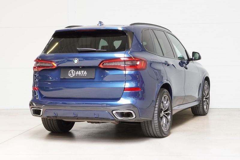 BMW X5 Xdrive30d,Mpaket,ČR,DPH,HUD - fotka 6 z 40