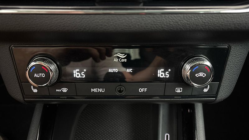 Škoda Scala 1.0 TSI DSG Style - fotka 13 z 25