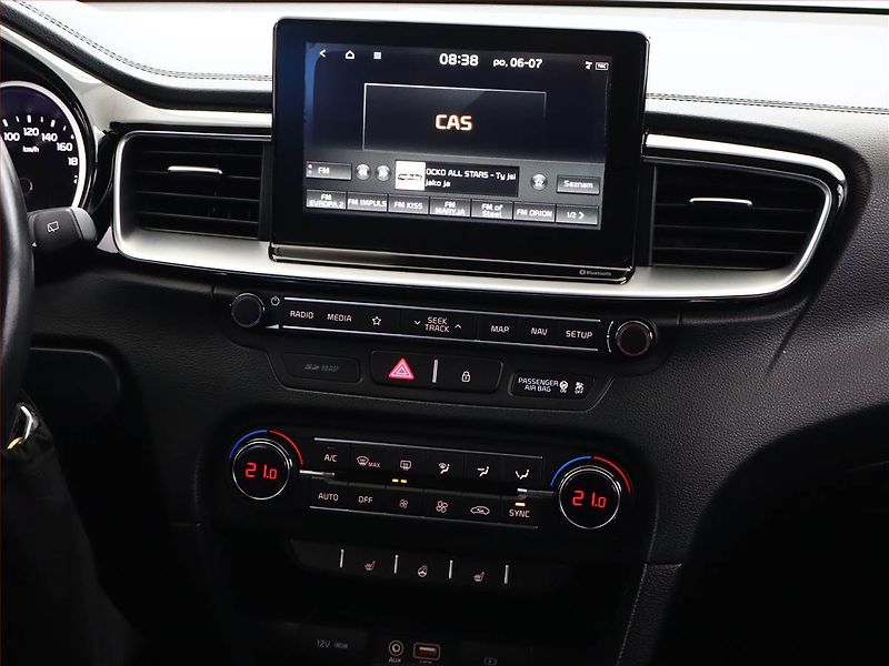 Kia Ceed (2019) Gold 1.4 T-GDI, Automat - fotka 10 z 18