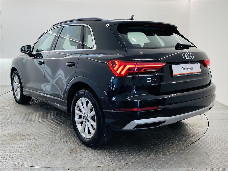 Audi Q3 2,0 40 TFSI  Quattro - fotka 23 z 26