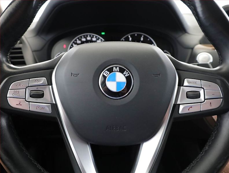 BMW X3 (2020) Luxury line xDrive20d - fotka 8 z 22