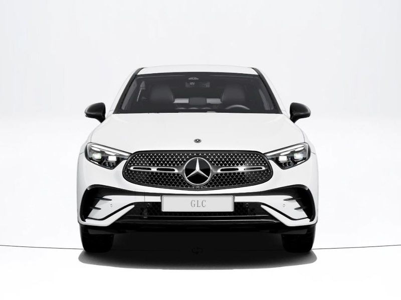 Mercedes-Benz GLC (2026) 300 de 4MATIC kupé s hybridní - fotka 2 z 9