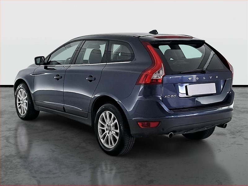 Volvo XC60 (2010) D5, 4X4, Xenony, Tempomat - fotka 4 z 18