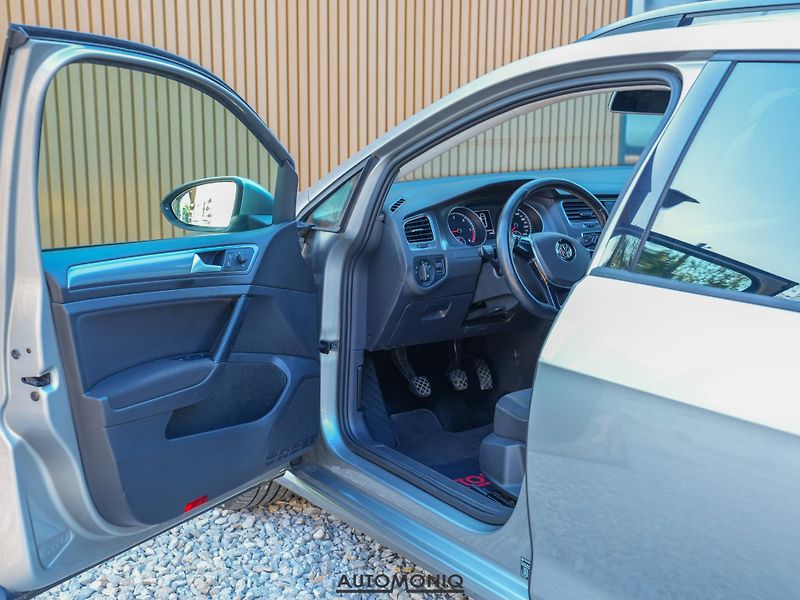 Volkswagen Golf Variant (2015) VII 1.6 TDI Trendline Výhrev s - fotka 5 z 17
