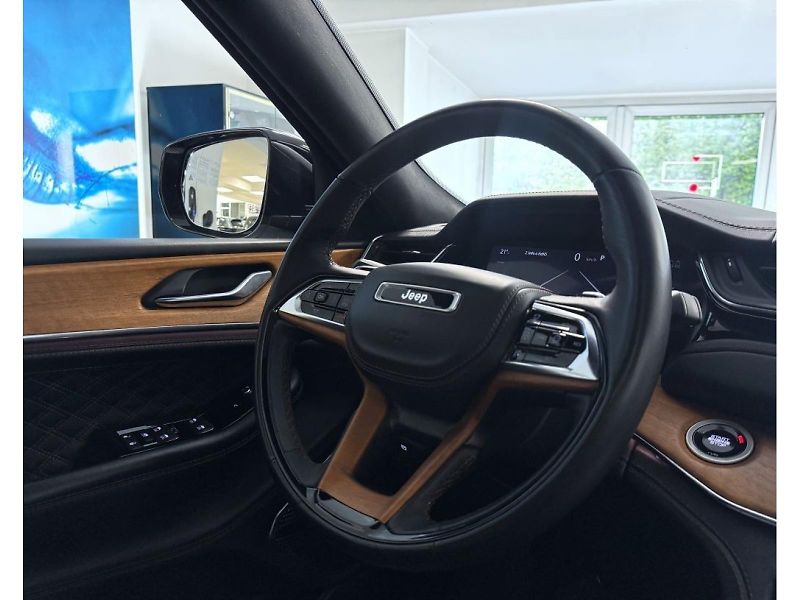 Jeep Grand Cherokee (2024) 2,0 T 380k PHEV 4x4 AT8 ZF SUM - fotka 20 z 27