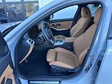 BMW Řada 3 320d xDrive M-Sport Touring - náhled 9
