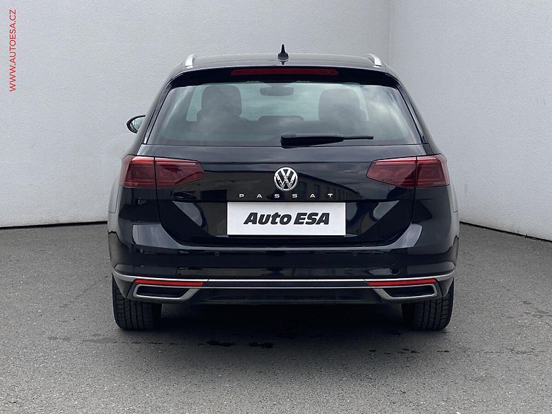 Volkswagen Passat (2020) 2.0 TDi, Elegance, DSG, LED - fotka 5 z 18