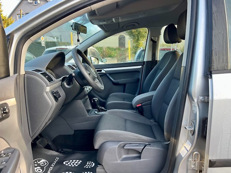 Volkswagen Touran (2012) 1.6 TDI 77 kW DSG - fotka 12 z 19