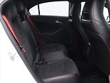 Mercedes-Benz Třídy A 2,0 45 265 kW 4Matic AMG Aut. - náhled 13