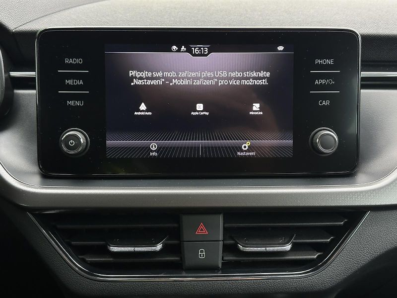 Škoda Kamiq 1.0TSi 110PS Ambition LED Temp - fotka 22 z 36