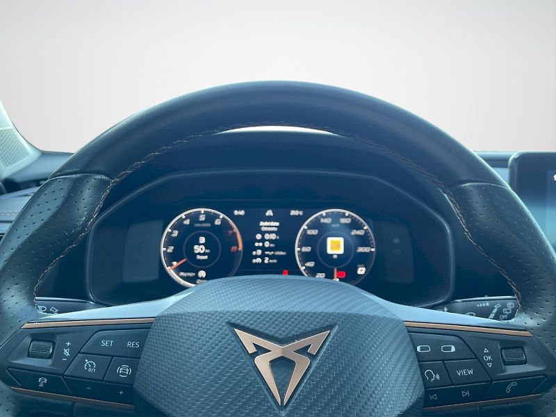 Cupra Formentor (2023) 1.5 TSI 110 kW Basis - fotka 9 z 35