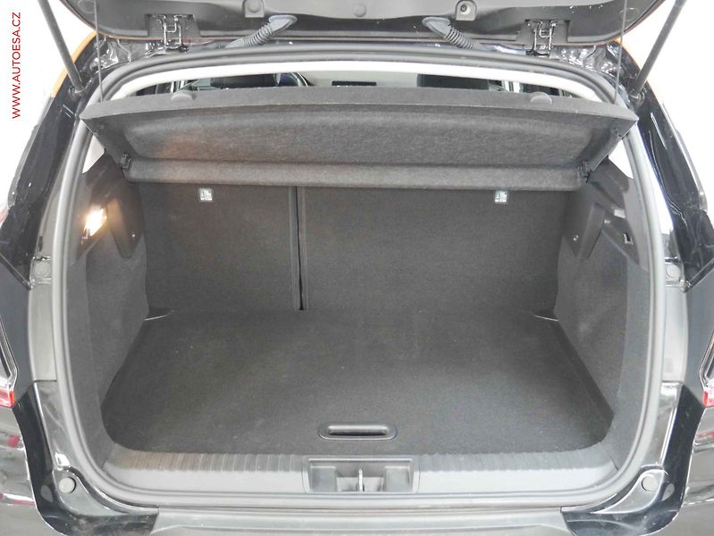 Renault Captur (2020) 1.5 dCi, 1.maj,ČR, AT, navi - fotka 7 z 23