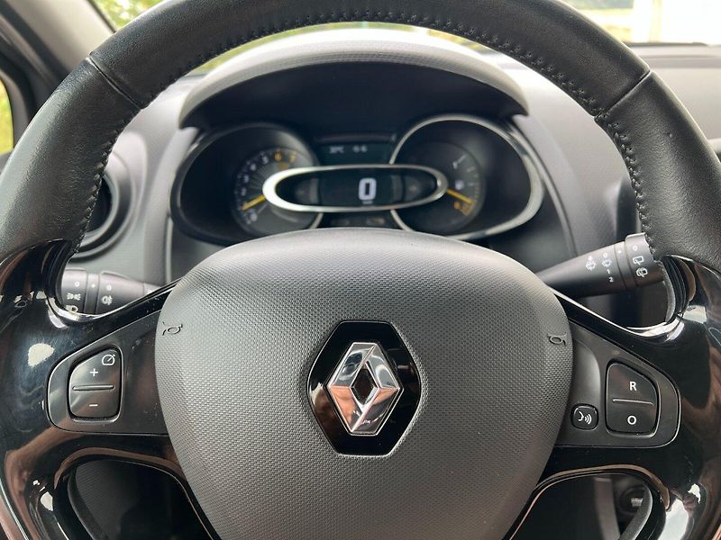 Renault Clio (2015) 1.2i 16V 54kW! Tažné! 2x kola! - fotka 23 z 26