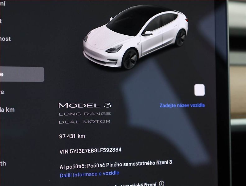 Tesla Model 3 (2020) Long Range 4WD 78kWh, SoH 81% - fotka 9 z 22