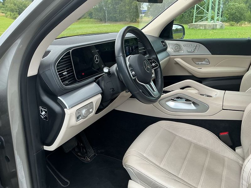 Mercedes-Benz GLE 350 d 4MATIC - fotka 10 z 27