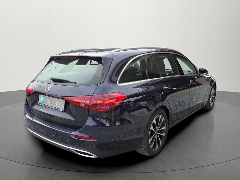 Mercedes-Benz Třídy C 220d A/T 9°LED Virtual Tažné - fotka 4 z 37