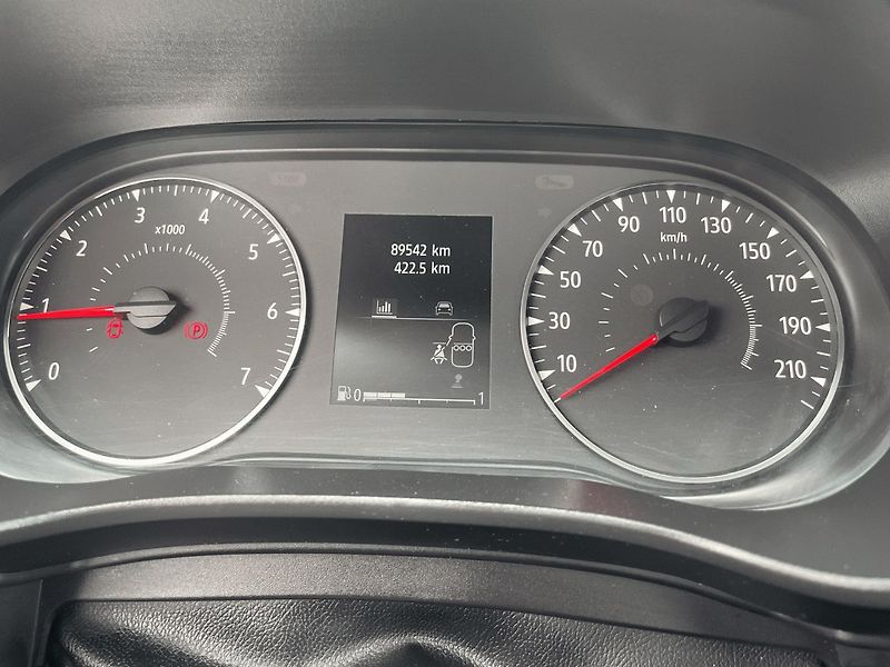 Dacia Logan (2022) 1.0 TCe,67kW,LPG,ČR,1.Maj - fotka 14 z 31