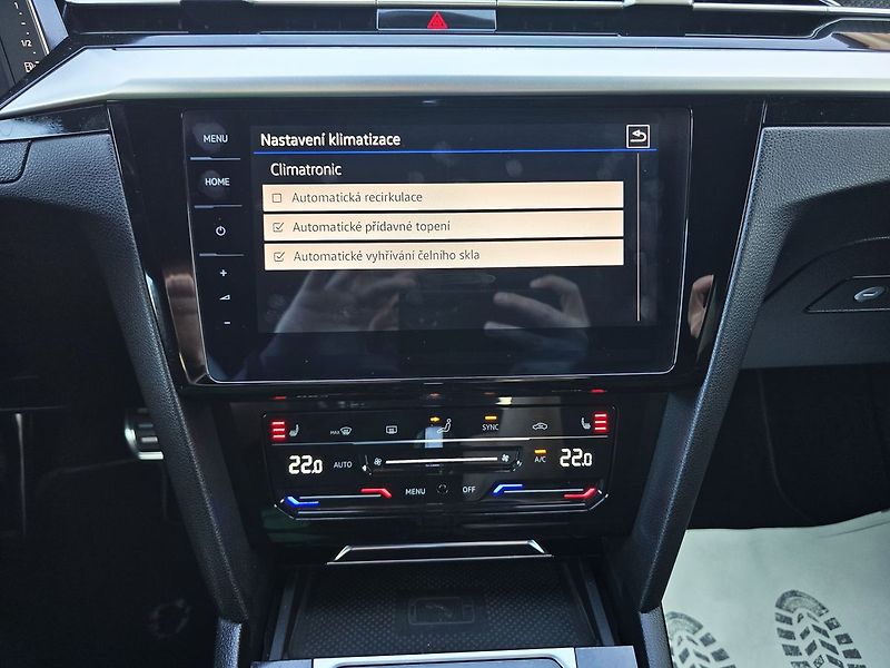 Volkswagen Arteon FL. R-LINE 147kW 4x4 DSG KŮŽE - fotka 43 z 49