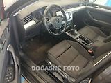 Volkswagen Passat (2015) 2.0 TDi, 1.maj, servis.kniha - náhled 2