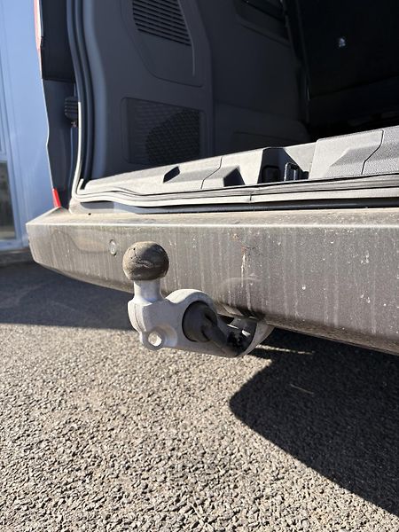 Volkswagen Caravelle (2026) - fotka 12 z 37