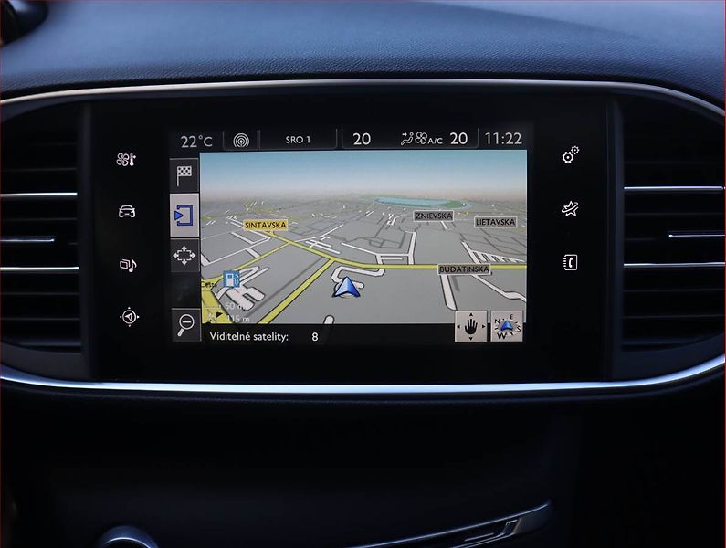 Peugeot 308 (2016) Allure 1.6 BlueHDi, Automat - fotka 13 z 22