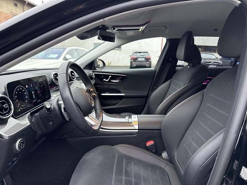 Mercedes-Benz Třídy C C 220d 4MATIC Kombi - fotka 14 z 16