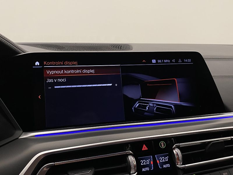 BMW X5 M50D xDrive CZ AUT REZERVACE - fotka 92 z 123
