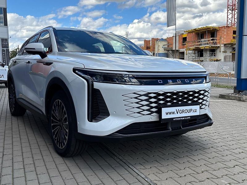 Omoda 9 (2026) PHEV 395kW AWD PREMIUM - fotka 7 z 38