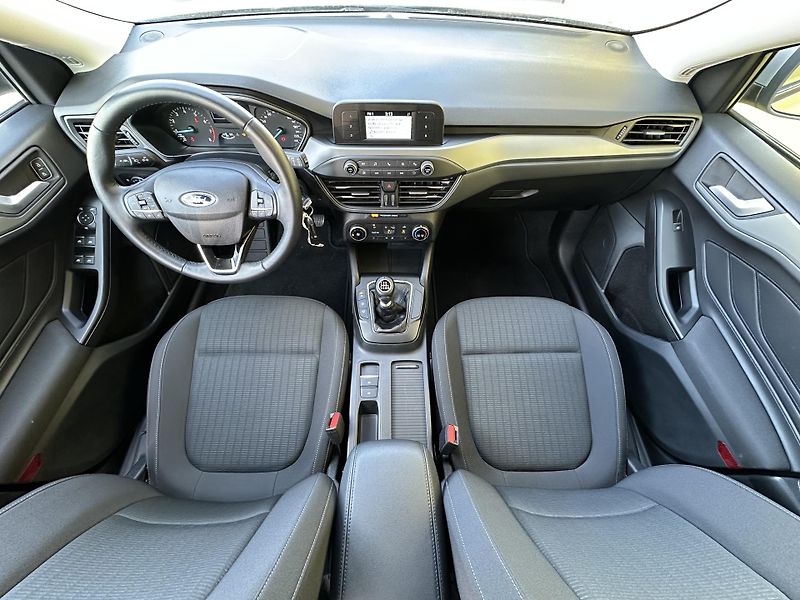 Ford Focus (2021) KOMBI 1.0/74kW * 1.Maj *LED*  - fotka 6 z 39