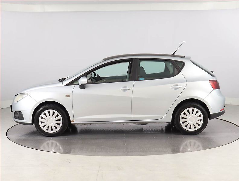 Seat Ibiza (2010) 1.4 16V, Serv.kniha, po STK - fotka 3 z 18