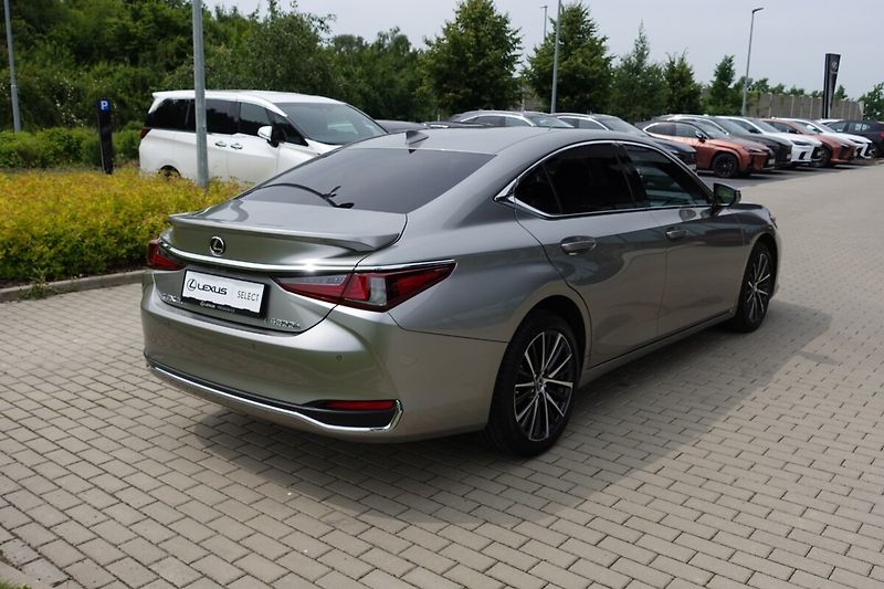 Lexus ES 300h ZLEVNĚNO 2,5 HSD LIMITED EDITI - fotka 5 z 41