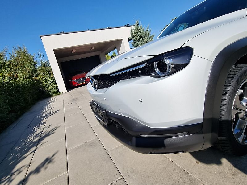 Mazda MX-30 (2021) e-SKYACTIV,MATRIX,NAVI,ZÁRUKA - fotka 36 z 41