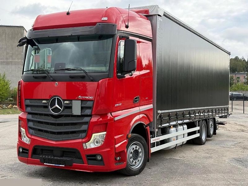 Mercedes-Benz Actros (2020) 2542 6x2 shrnovačka EURO 6 - fotka 2 z 18