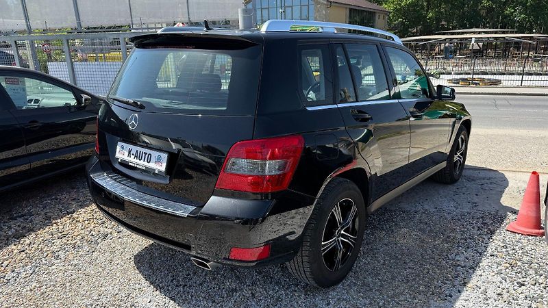 Mercedes-Benz GLK (2011) 250CDi 150kW*4Matic*Tažné* - fotka 4 z 23