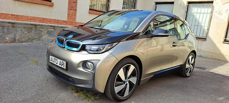 BMW i3 (2015) REX*LED*VÝBAVA*STAV*VÝHŘEV - fotka 5 z 42